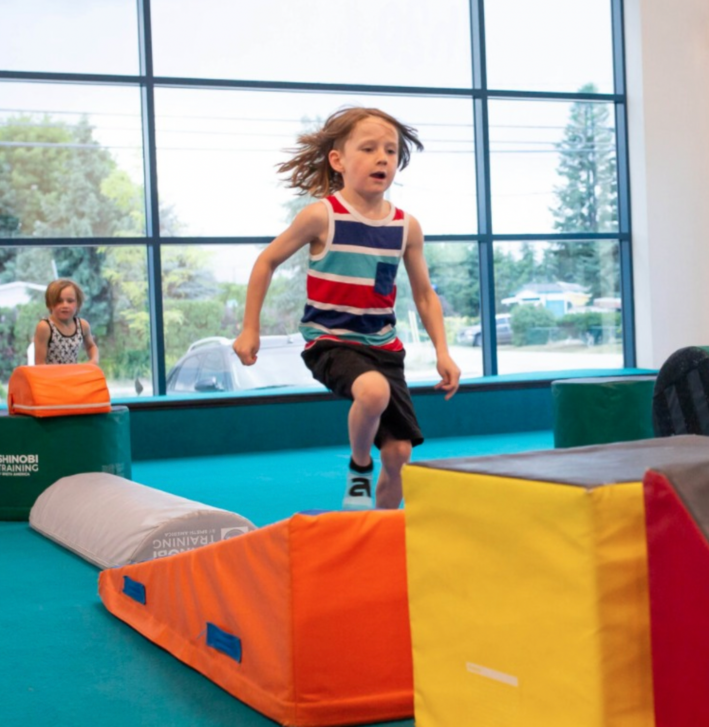 Airhouse Kelowna Drop In Classes, Birthdays, Camps & Lessons