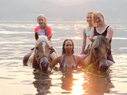 Okanagan Stables Horse Rides