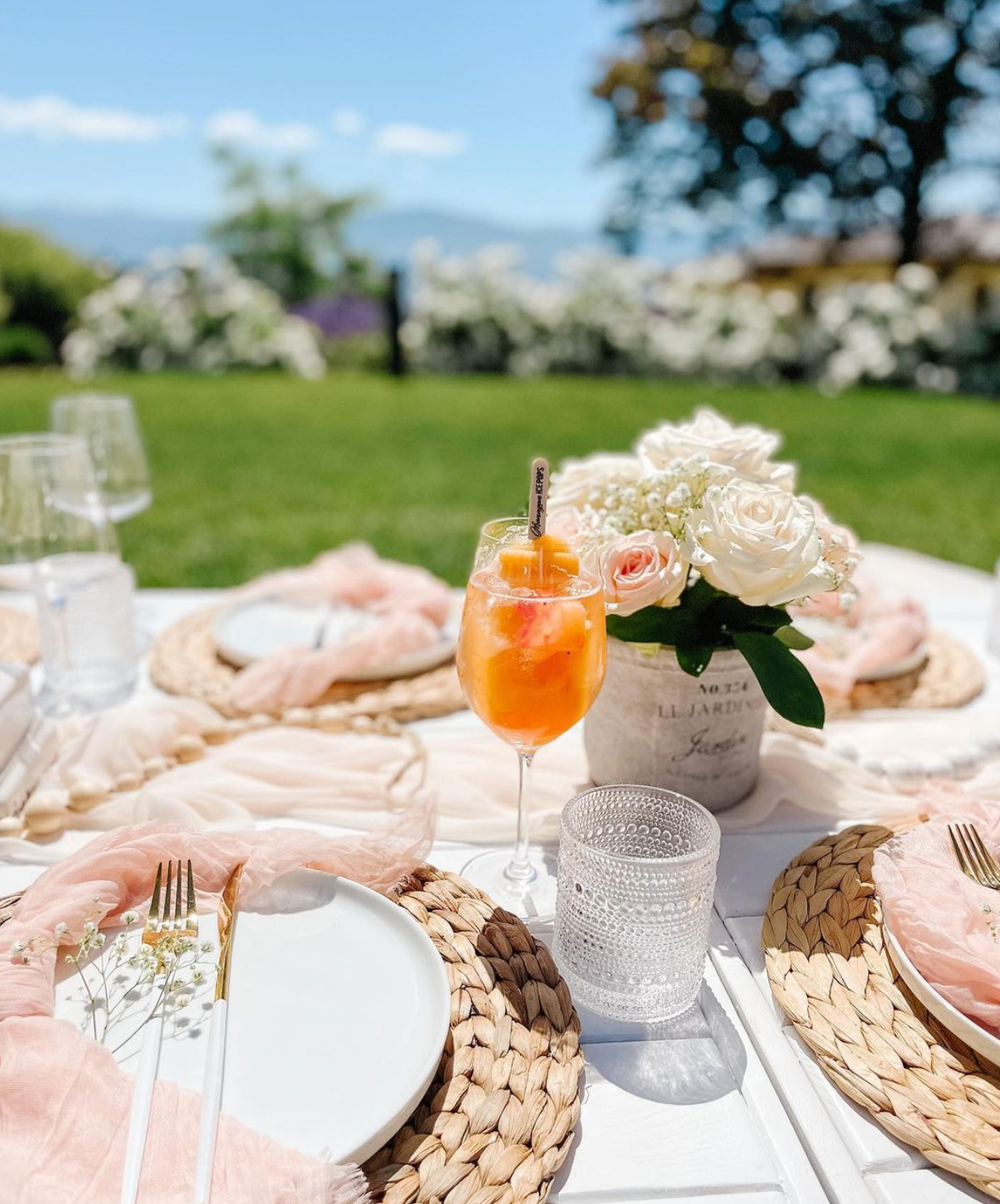 Pickadilly's Picnics + Event Styling