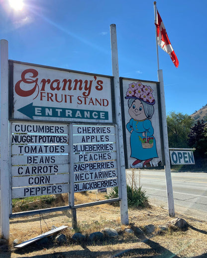 Granny’s Cafe, Bakery & Fruitstand